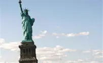 Israeli Air Force Woman Vet Helps Protect Statue of Liberty