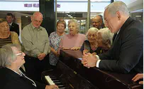 Netanyahu Meets Holocaust Survivors in Jerusalem