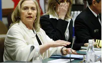 Clinton Warns Assad Squandering 'Last Chance'