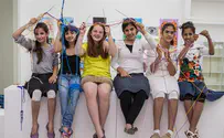 Knitting Club Helps Relieve Stress for Kids in Sderot