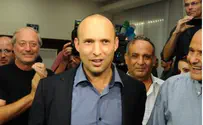 Lapid Prefers Bennett in Coalition