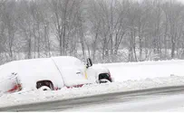 Massive Winter Snowstorm Pounds U.S. Midwest