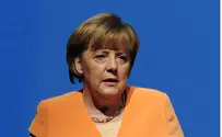 Hungarian Jewish Leaders Apologize to Angela Merkel