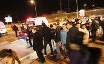 Karnei Shomron Residents Demonstrate Against Arab Attacks