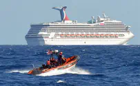 Fire Leaves 4,200 Aboard US Cruise Ship Adrift Near Mexico
