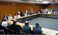 Knesset Joins Youth in Thanking Injured Soldiers