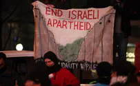 המפגינים הפגינו והרפר הודיע: אגיע לישראל