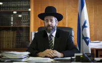 Chief Rabbi Lau Asks Rabbis: Don't Fight over Shemittah