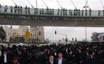 Rabbi, Students: No Place for Zionists at Hareidi Rally