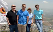 Netanyahu Guides Family around the Galilee