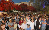 Jerusalem and Tel Aviv United in Prayer