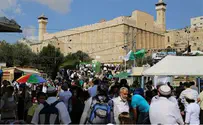 Watch: Thousands Celebrate Sukkot in Hevron