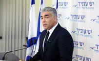 Lapid: Netanyahu - the Impolite, Shoving Israeli