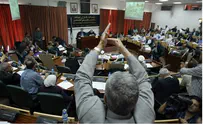 Hamas MPs: Sue Israeli Prison Officials at ICC