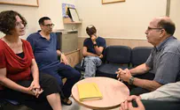 Ya'alon Visits Terror Victims in Hospital
