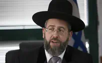 Chief Rabbi slams Bennett for Conservative school visit