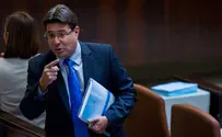 Minister pushes plan to close off Hevron
