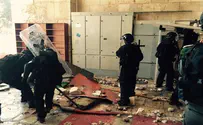 Watch: How Muslim Rioters Prepare for Violence on Temple Mount