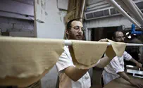 Italian group prepares Passover packages for low-income Jews
