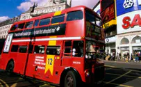 Police investigate anti-Semitic abuse on London bus 