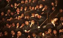 Belzer Rebbe: Smartphone owners are 'hiding from the world'
