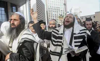 Protest in Ramat Gan: Free fugitive Rabbi