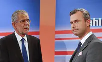Austrian Jewish leaders deny normalization with far-right party