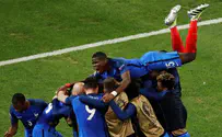 צרפת העפילה לגמר המונדיאל