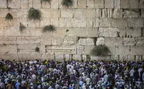 Letters to God delivered to Western Wall