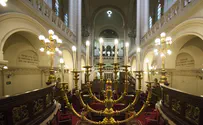 'לא להפסיק להתפלל בבתי הכנסת'