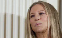 Streisand says she will move to Australia if Trump wins