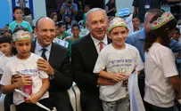 Netanyahu opens school year with visit to Arab town