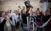 OU rabbis: Women may not be rabbis 