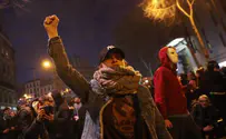 קריאות "אללה אכבר" במהומות בפריז