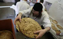 Baking matza - the bread of faith in the labor camps
