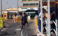Taba Crossing reopens