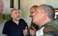 Defense Minister visits scene of Friday terror attack