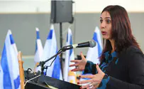 Regev apologizes for supporting Gaza disengagement 