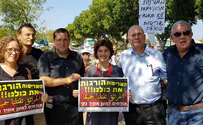 Israelis unite to fight garbage burning