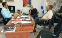 MK Glick in Arad following clashes between haredim, secular Jews