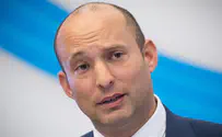 Bennett strips funding from play accusing IDF of war crimes