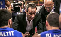 מאמן נבחרת ישראל נגד איגוד הכדורסל
