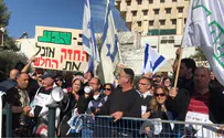 Teva CEO to Netanyahu: We will help dismissed employees
