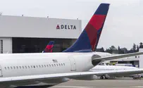 Delta removes passengers from plane for private conversation