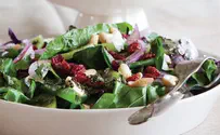 Spinach Kiwi Salad