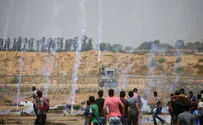 More than 6,000 Arabs riot on Gaza border