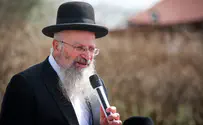 Left and Reform push to fire Tzfat Chief Rabbi Shmuel Eliyahu