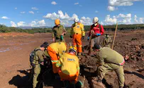 Watch: Israeli team recovers bodies after Brazilian dam collapse