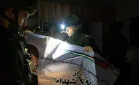 Watch: IDF arrest in the middle of an Arab village