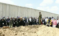 US Jewish leaders visit underground Gaza barrier